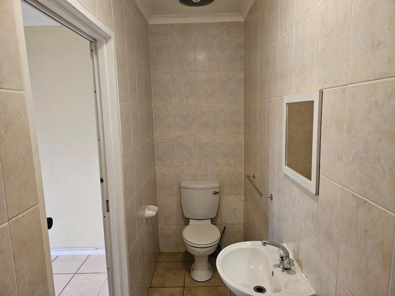 To Let 2 Bedroom Property for Rent in Parklands Western Cape